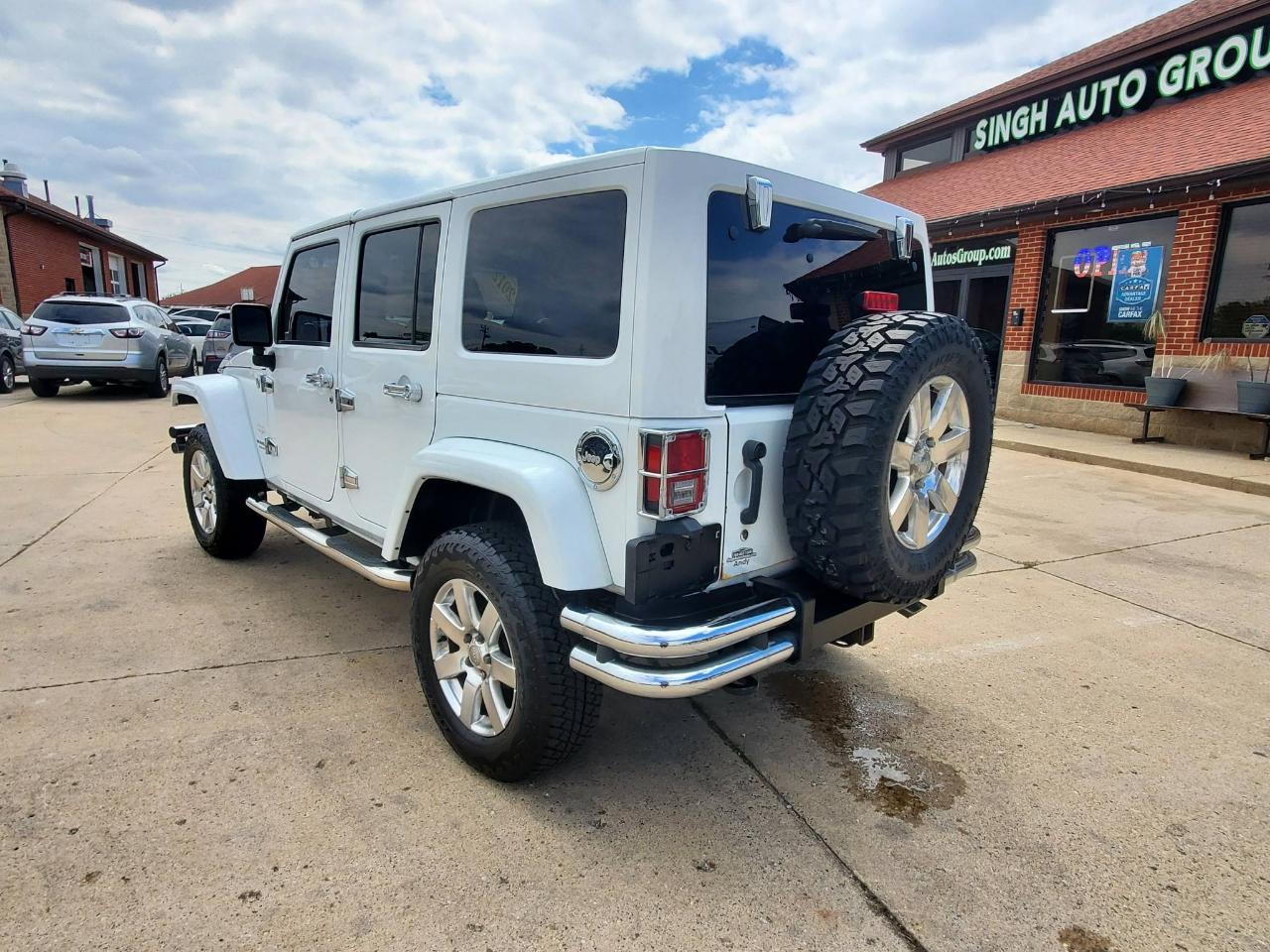 Jeep Wrangler Unlimited Sahara 4WD 2012