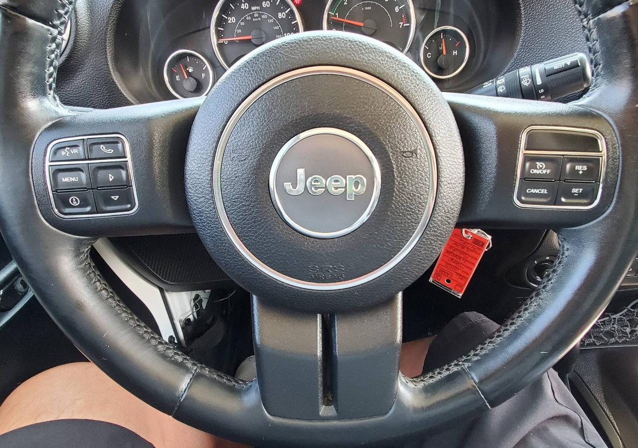 Jeep Wrangler Unlimited Sahara 4WD 2012
