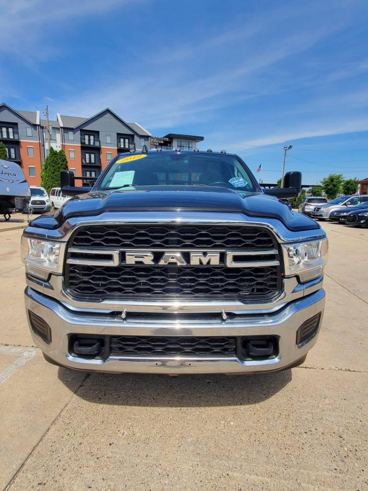 RAM 3500 Tradesman Crew Cab 4WD DRW 2019