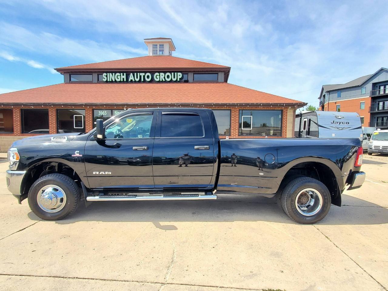 RAM 3500 Tradesman Crew Cab 4WD DRW 2019