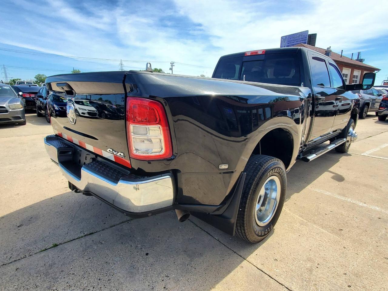RAM 3500 Tradesman Crew Cab 4WD DRW 2019