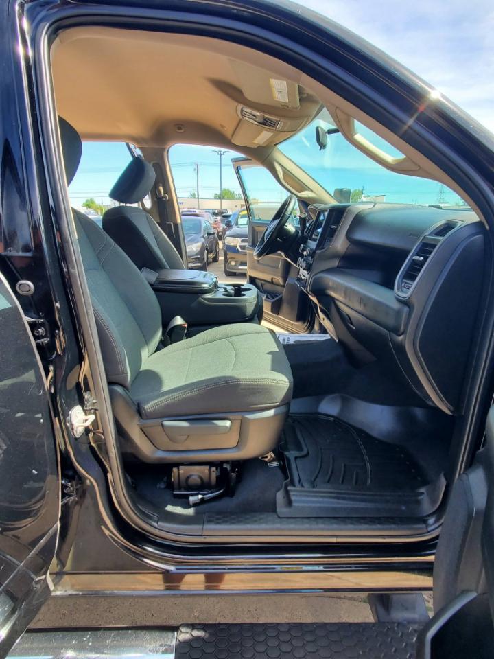 RAM 3500 Tradesman Crew Cab 4WD DRW 2019