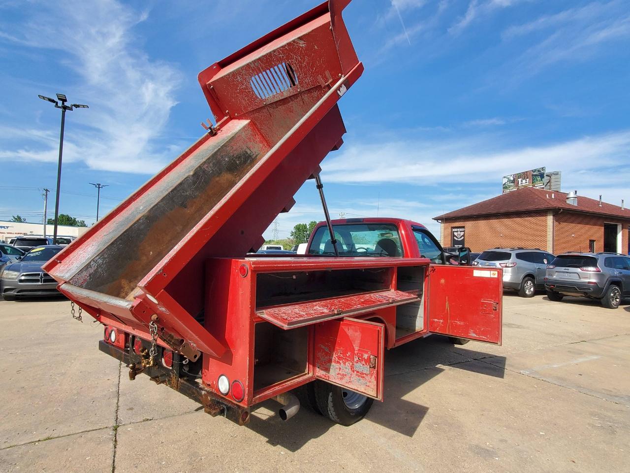 Ford F-550 Regular Cab 2WD DRW 2004