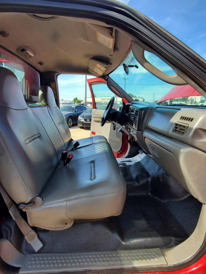 Ford F-550 Regular Cab 2WD DRW 2004