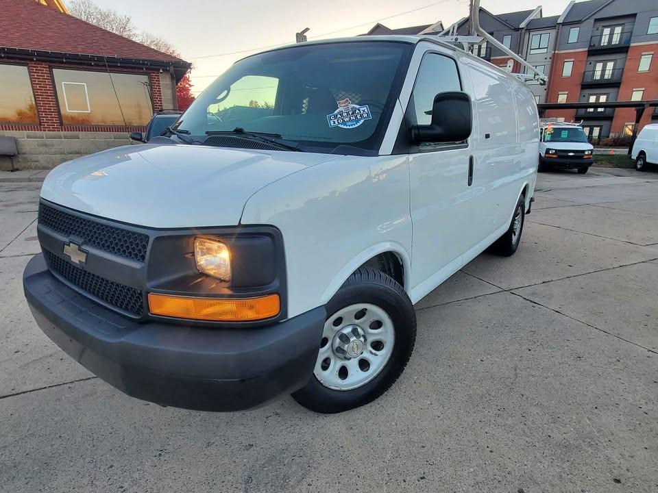 Chevrolet Express 1500 AWD Cargo 2013