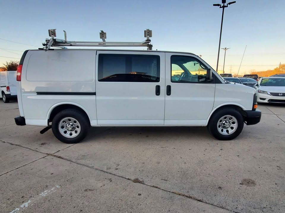 Chevrolet Express 1500 AWD Cargo 2013