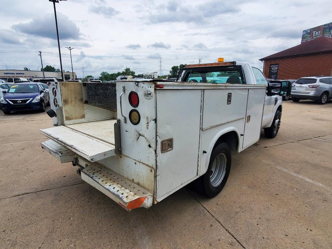 Ford F-350 SD XL DRW 2WD 2009