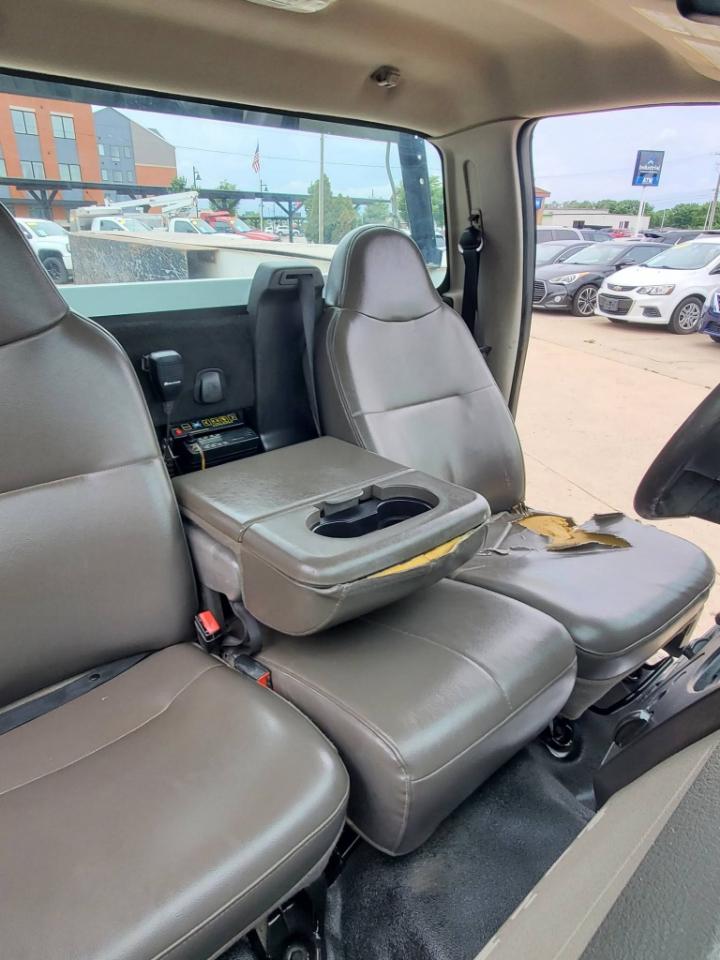 Ford F-350 SD XL DRW 2WD 2009