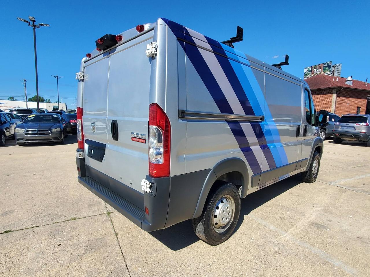 RAM Promaster 1500 Low Roof Tradesman 136-in. WB 2018