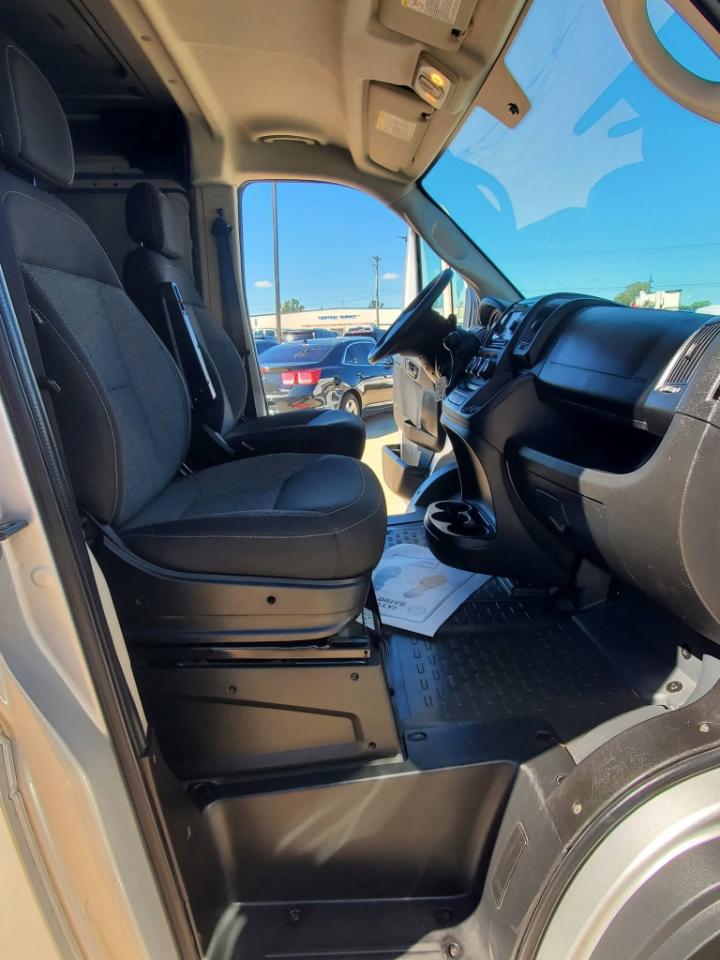 RAM Promaster 1500 Low Roof Tradesman 136-in. WB 2018