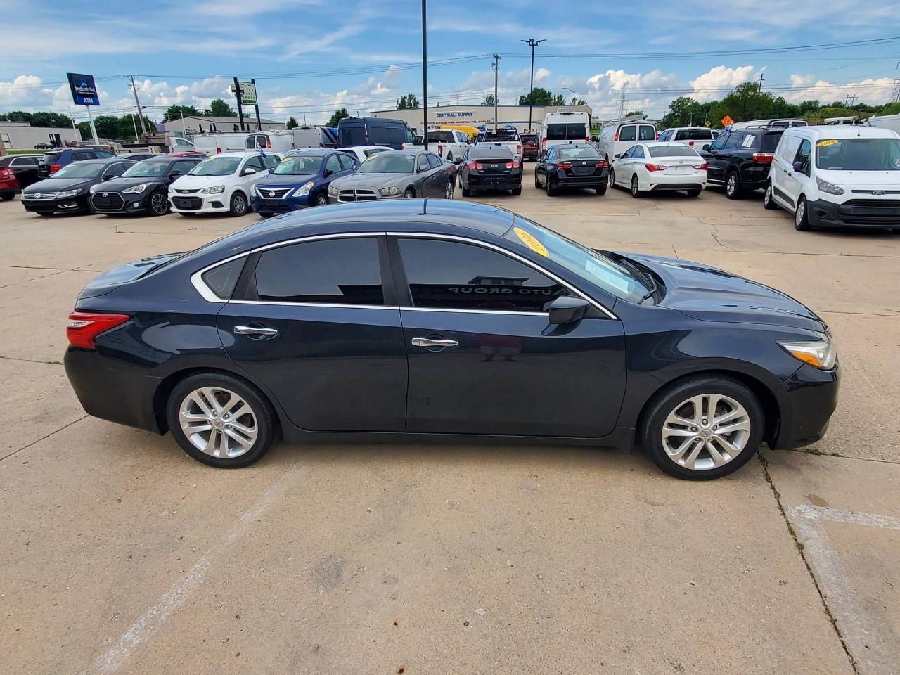 Nissan Altima 2.5 SR 2016