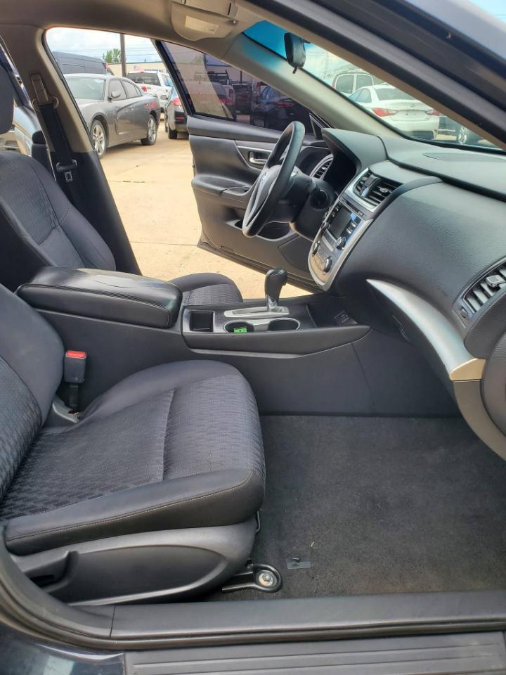 Nissan Altima 2.5 SR 2016