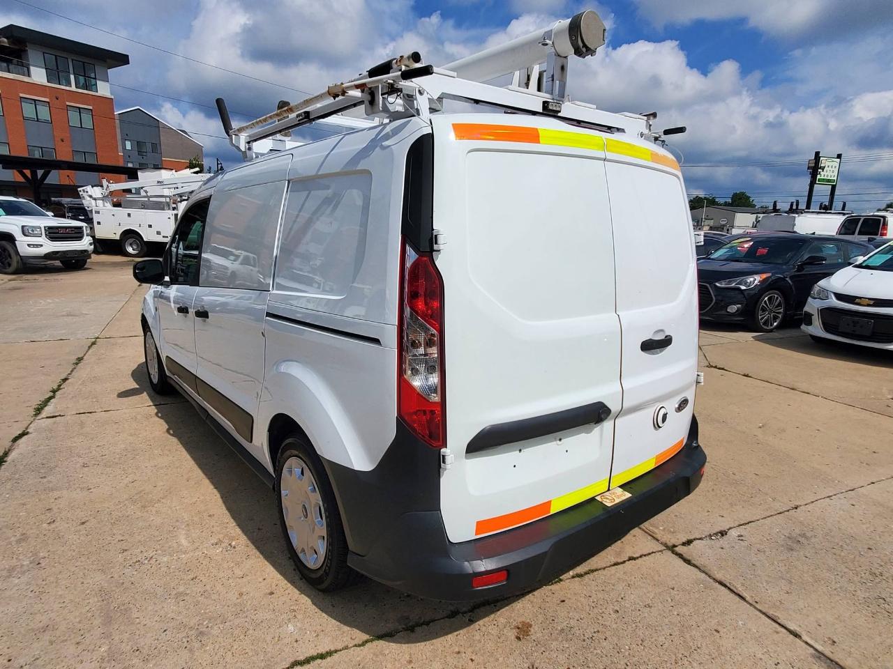 Ford Transit Connect Cargo Van XL LWB w/Rear 180 Degree Door 2016