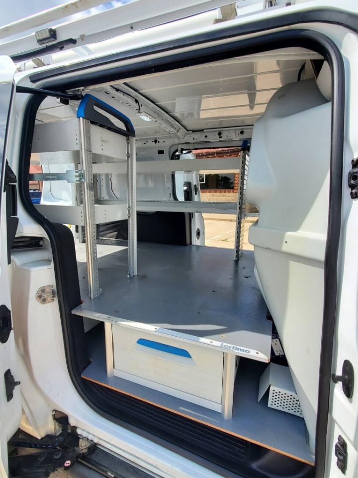 Ford Transit Connect Cargo Van XL LWB w/Rear 180 Degree Door 2016