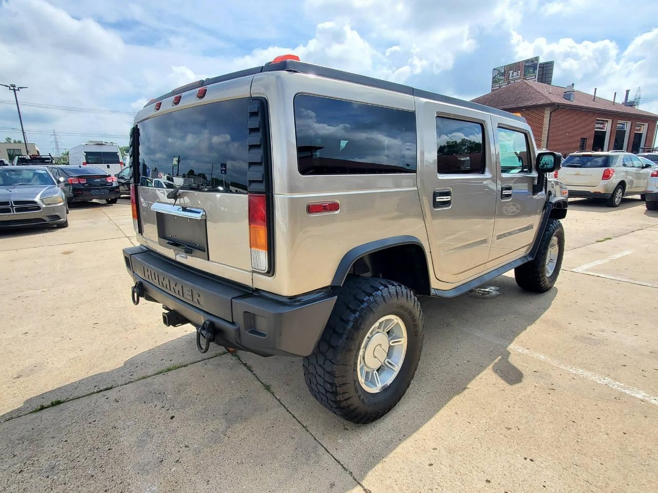 HUMMER H2 Sport Utility 2003