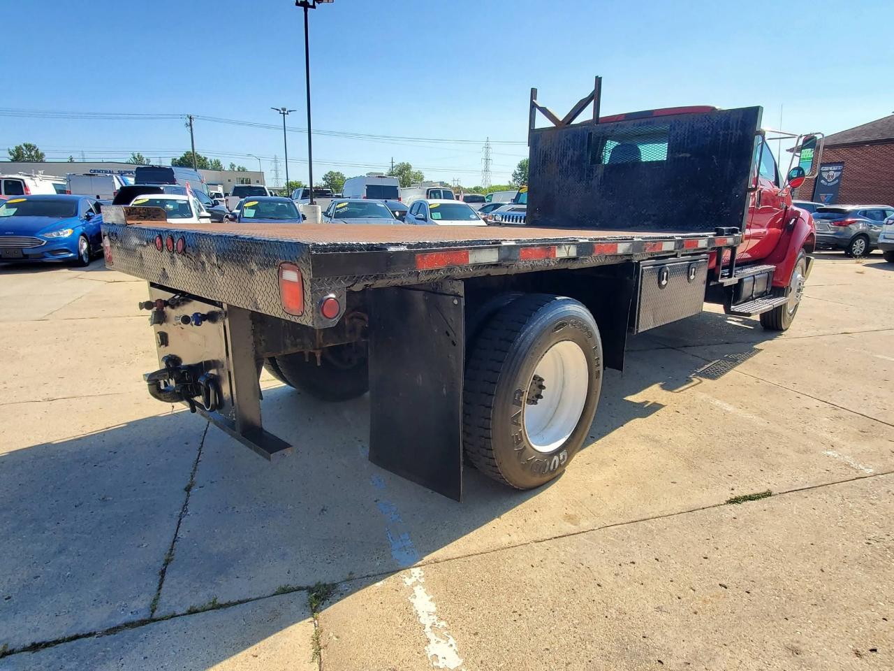 Ford F-750 SuperCab 2WD DRW 2004