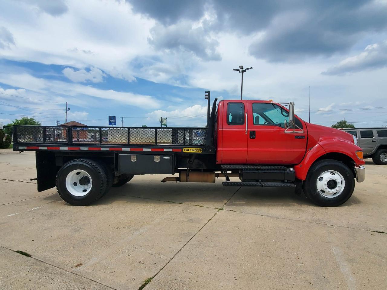 Ford F-750 SuperCab 2WD DRW 2005