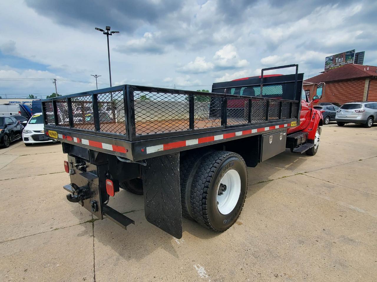 Ford F-750 SuperCab 2WD DRW 2005