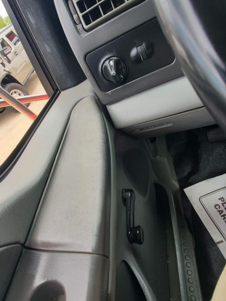 Ford F-750 SuperCab 2WD DRW 2005