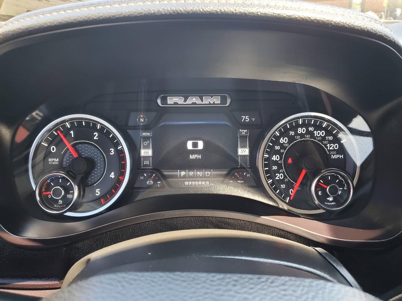 RAM 3500 Laramie Crew Cab LWB 4WD DRW 2024