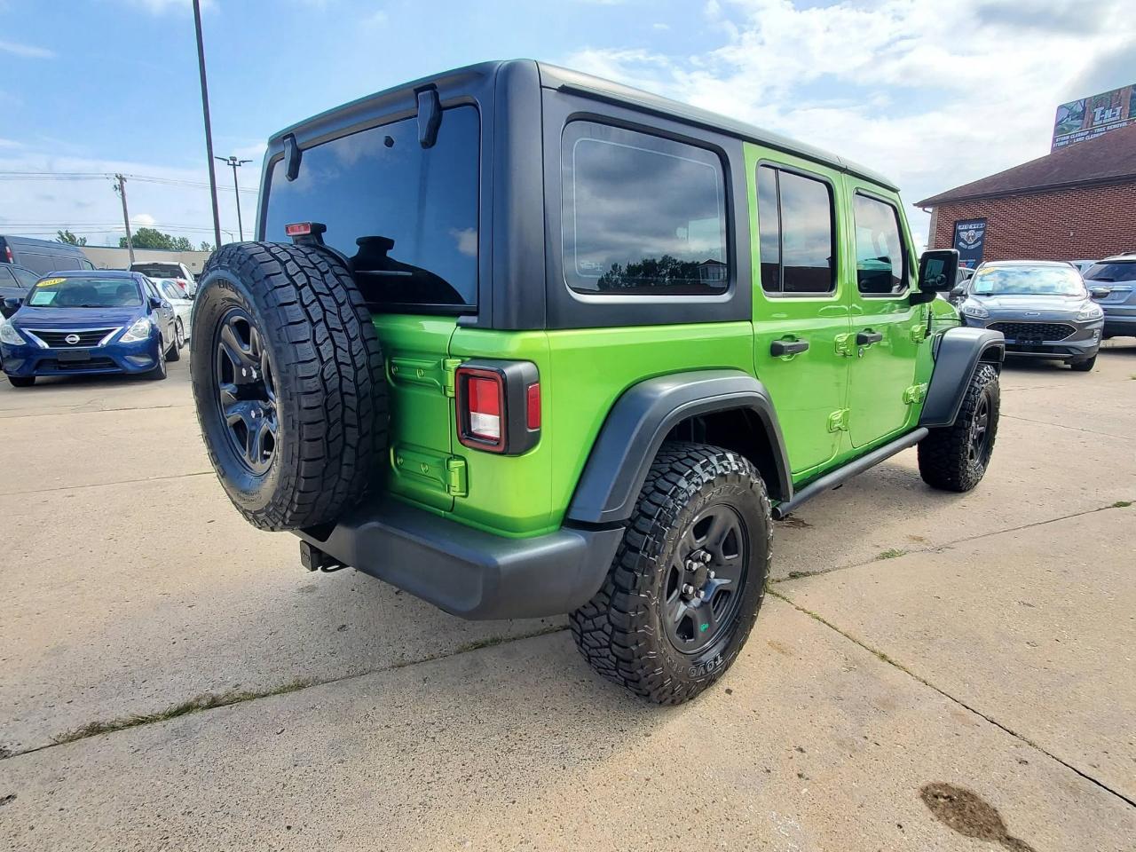 Jeep Wrangler Unlimited Sport 2018