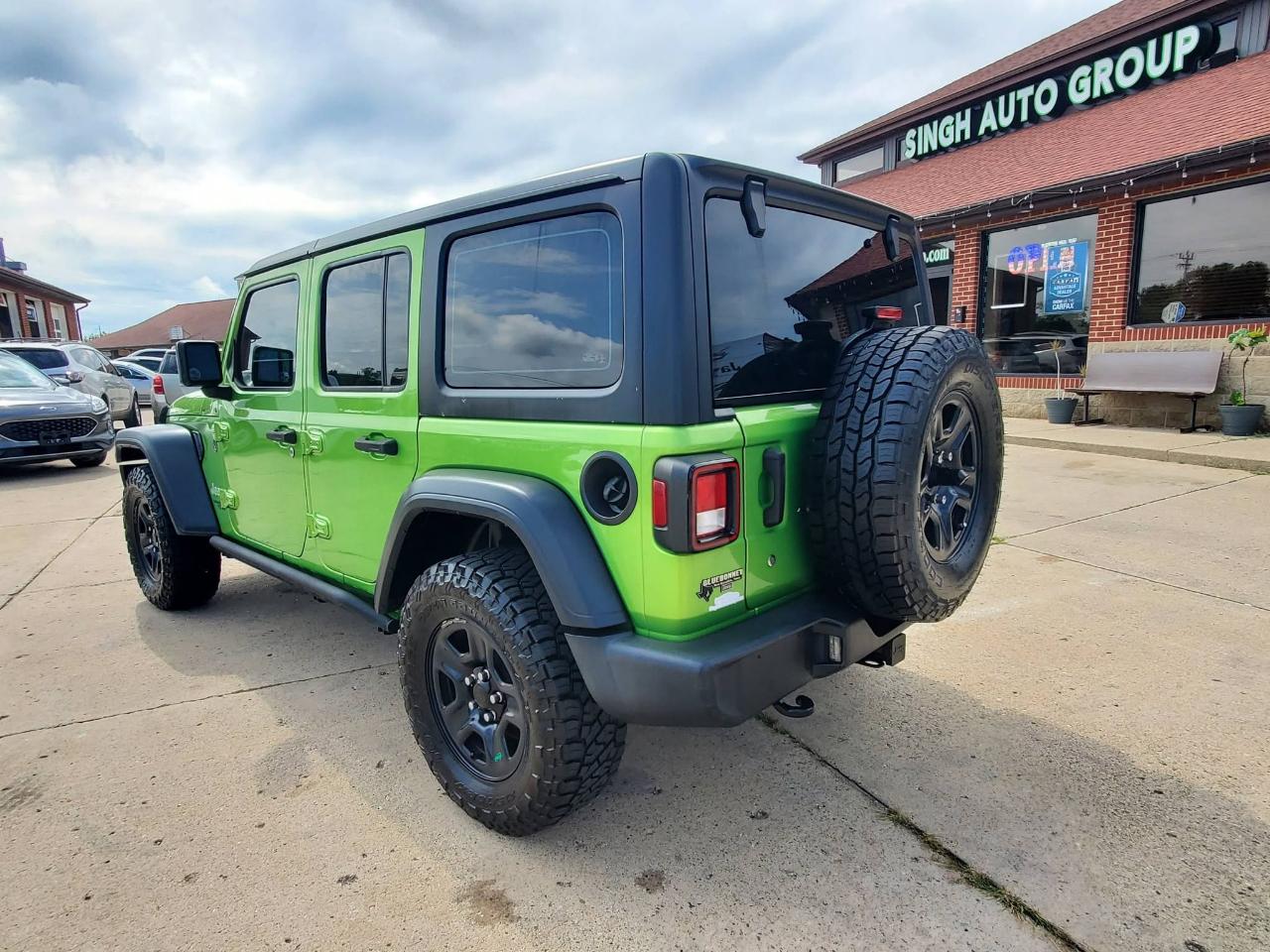 Jeep Wrangler Unlimited Sport 2018