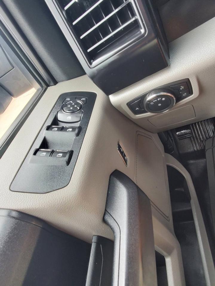 Ford F-150 Lariat SuperCab 8-ft. 4WD 2017