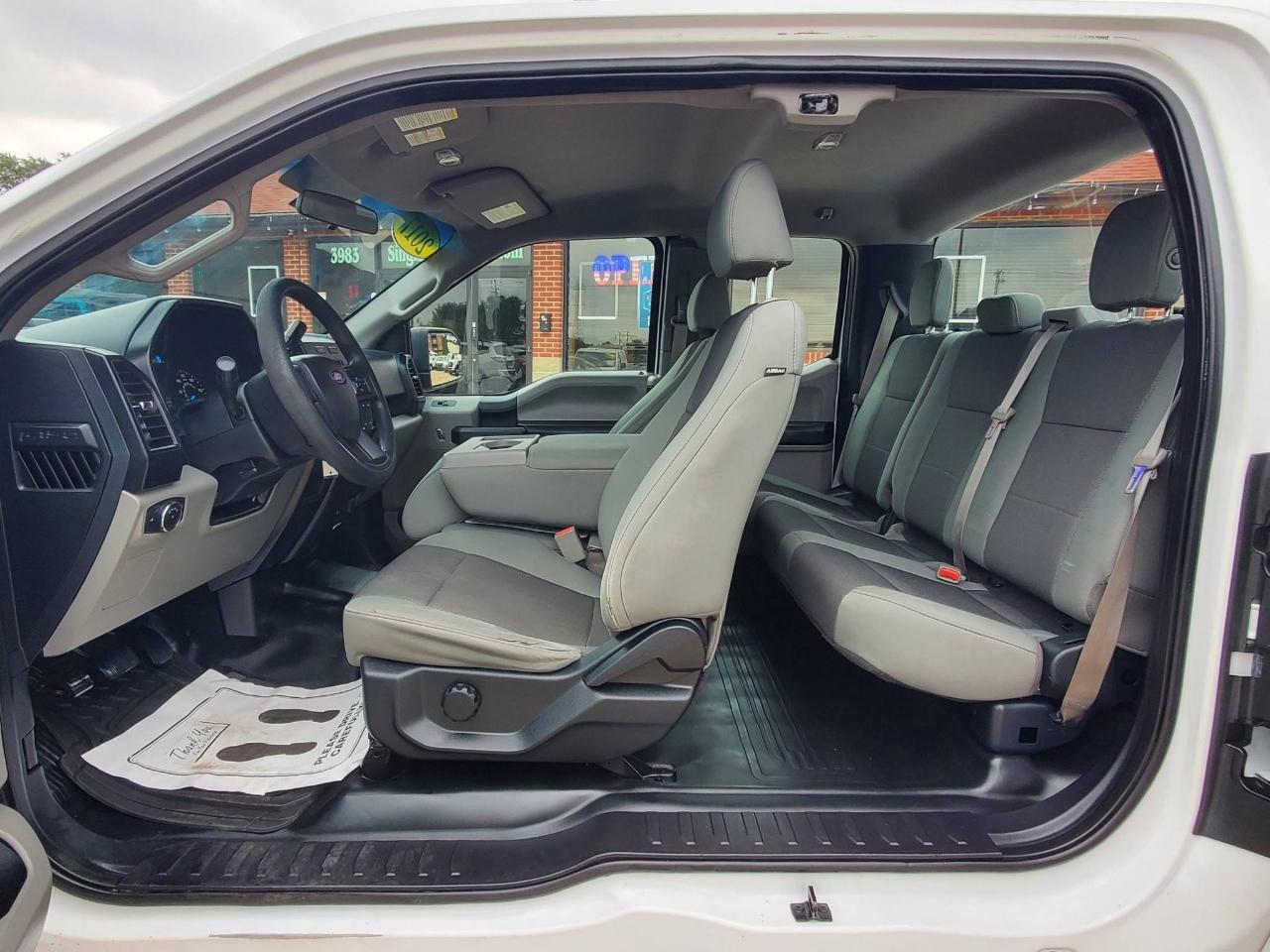 Ford F-150 Lariat SuperCab 8-ft. 4WD 2017