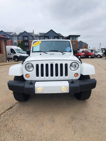 Jeep Wrangler Unlimited Sahara 4WD 2016