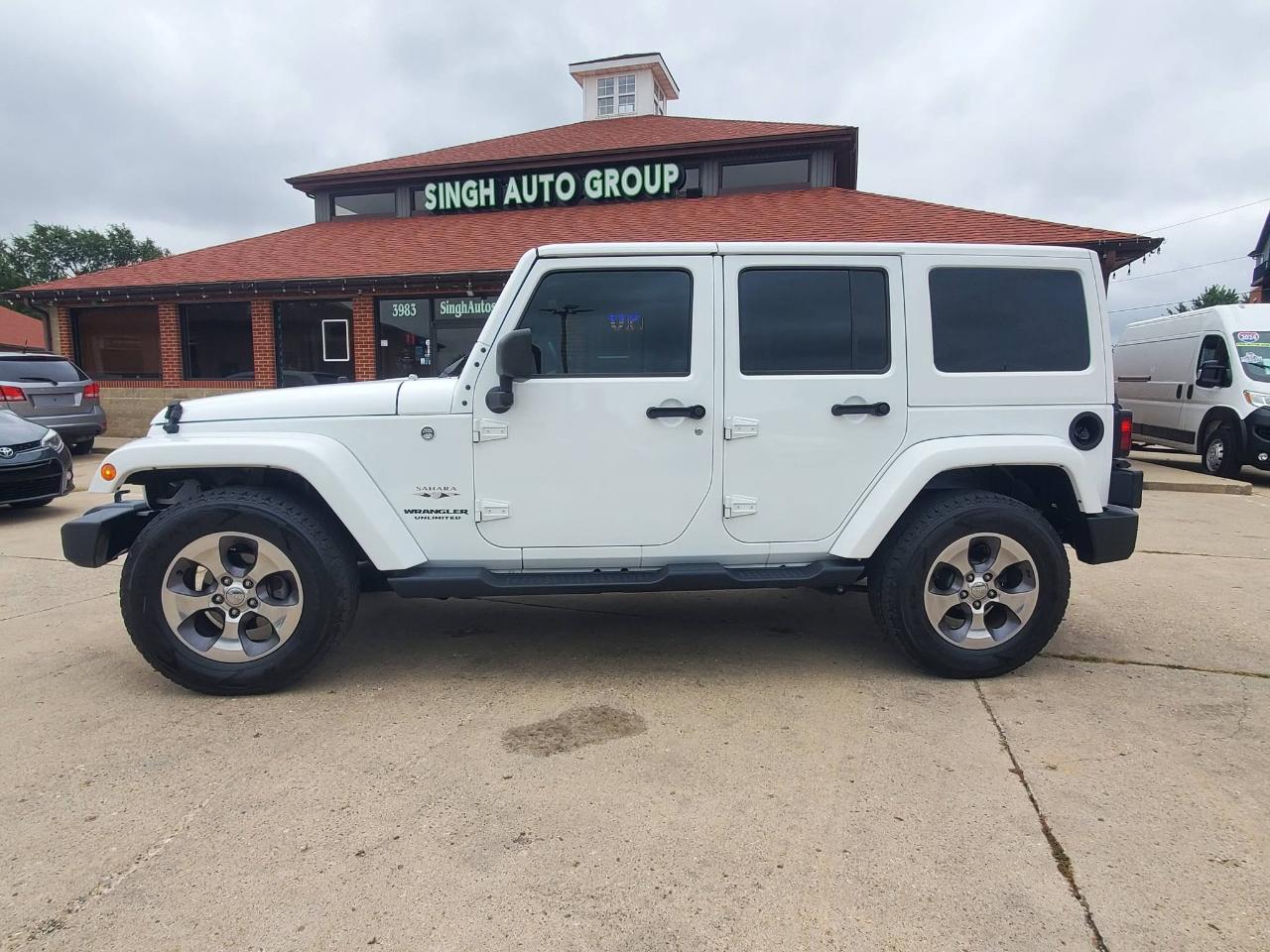 Jeep Wrangler Unlimited Sahara 4WD 2016