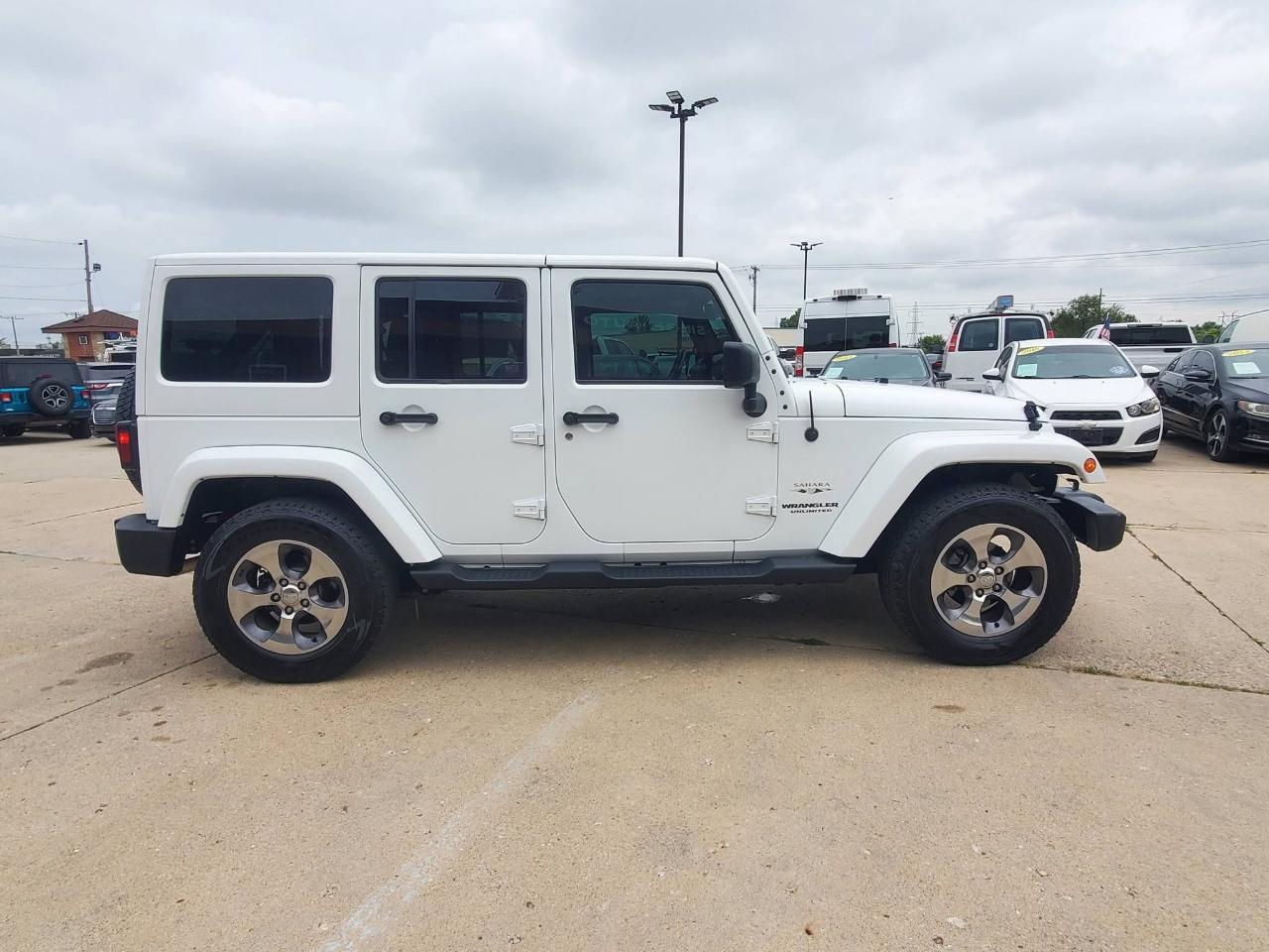 Jeep Wrangler Unlimited Sahara 4WD 2016