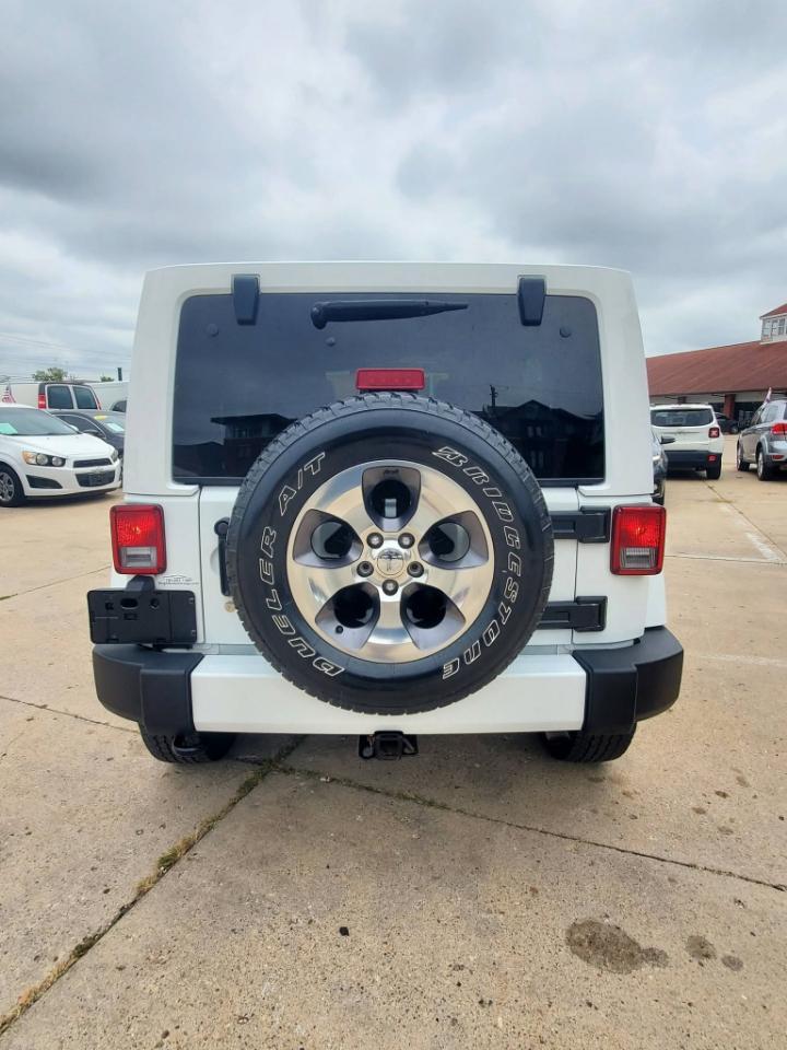 Jeep Wrangler Unlimited Sahara 4WD 2016