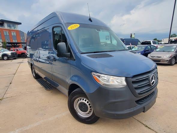 Mercedes-Benz Sprinter 3500 Wagon High Roof 170-in. WB 2019