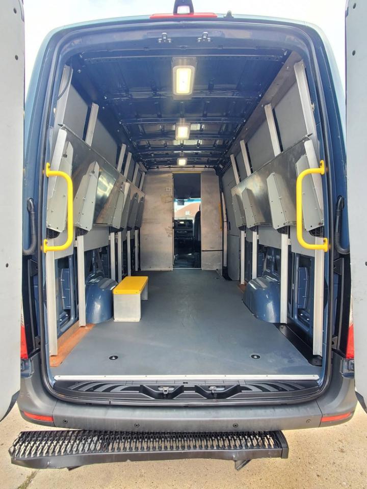Mercedes-Benz Sprinter 3500 Wagon High Roof 170-in. WB 2019
