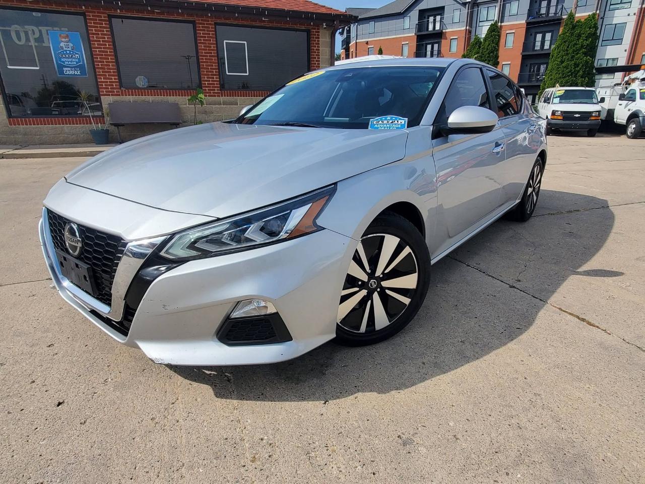 Nissan Altima 2.5 SV 2022