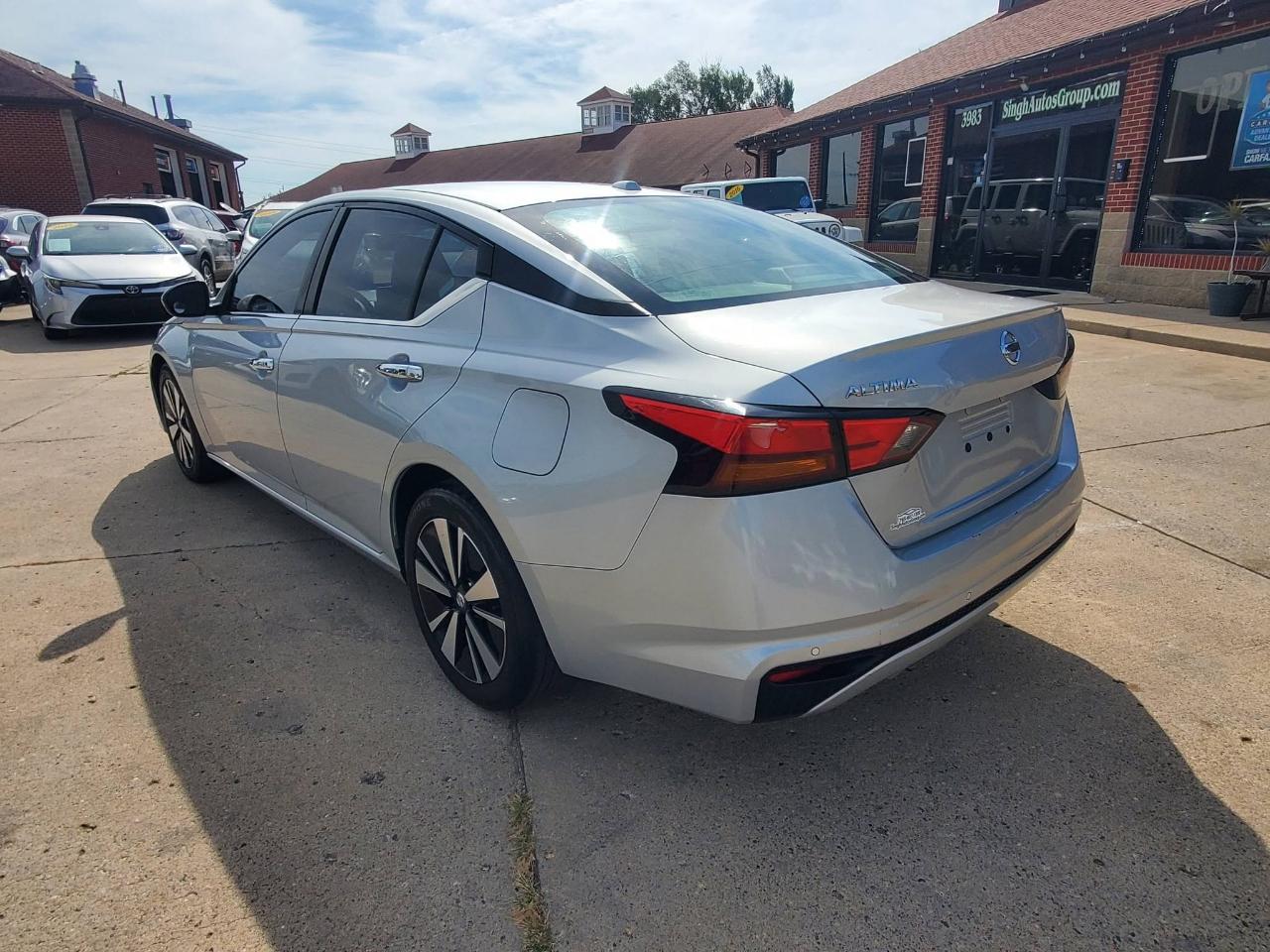 Nissan Altima 2.5 SV 2022