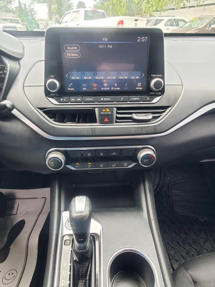 Nissan Altima 2.5 SV 2022