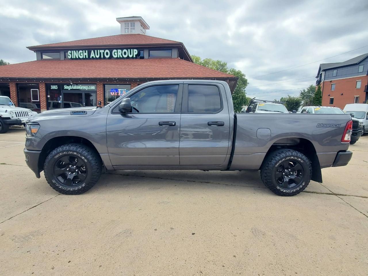 RAM 1500 Tradesman Quad Cab 4WD 2024