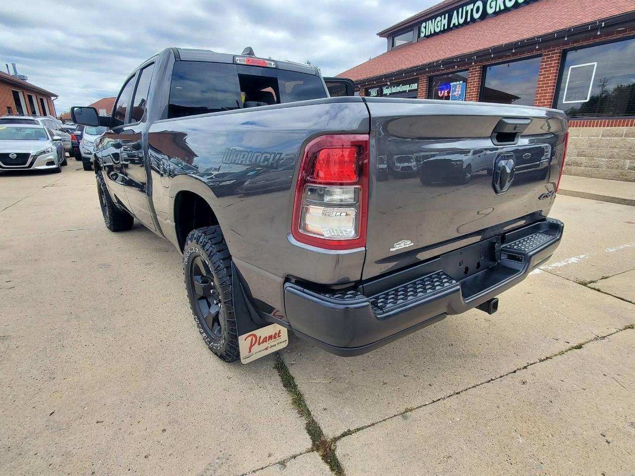 RAM 1500 Tradesman Quad Cab 4WD 2024