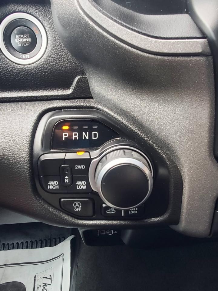 RAM 1500 Tradesman Quad Cab 4WD 2024