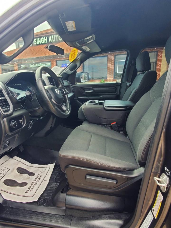 RAM 1500 Tradesman Quad Cab 4WD 2024