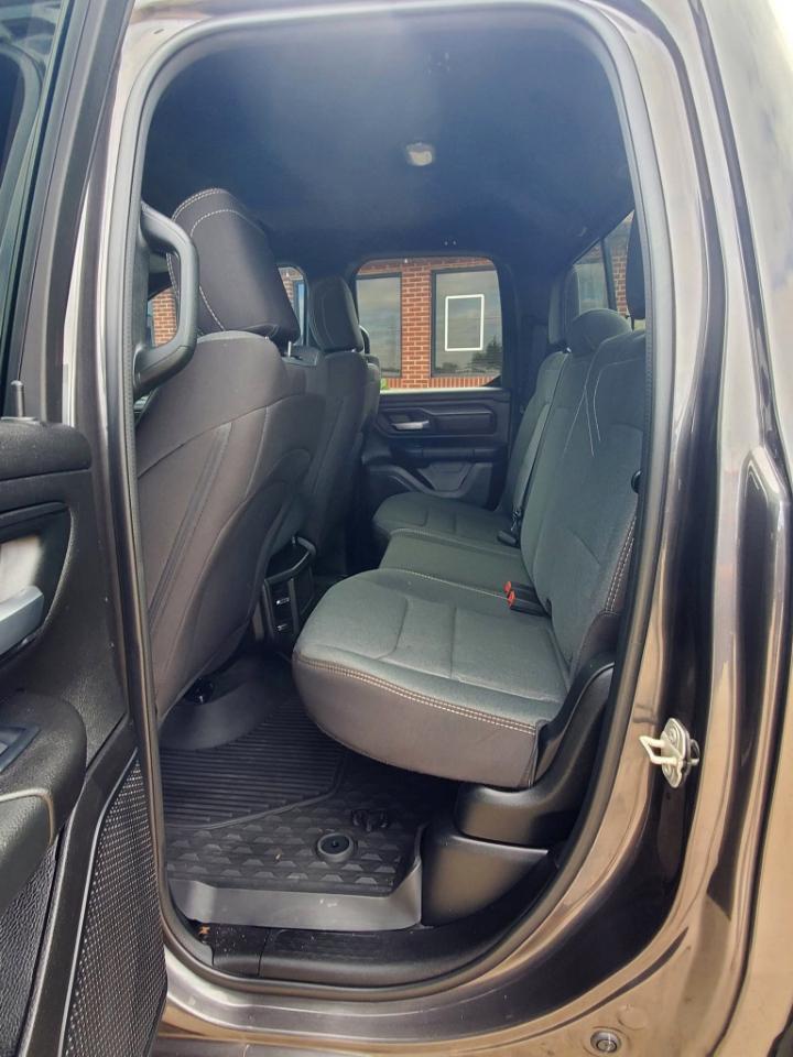 RAM 1500 Tradesman Quad Cab 4WD 2024