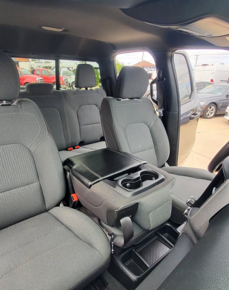RAM 1500 Tradesman Quad Cab 4WD 2024