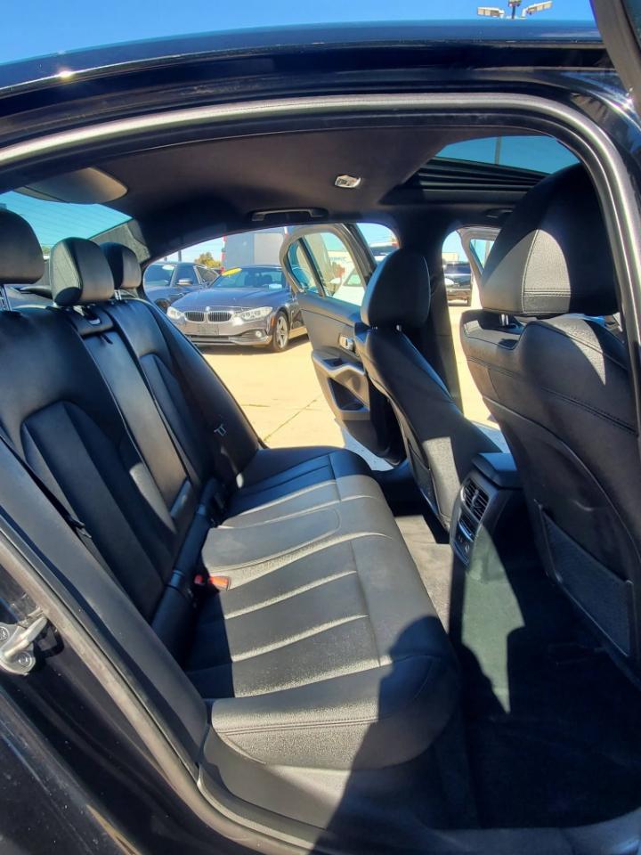 BMW 3-Series 330i 2020