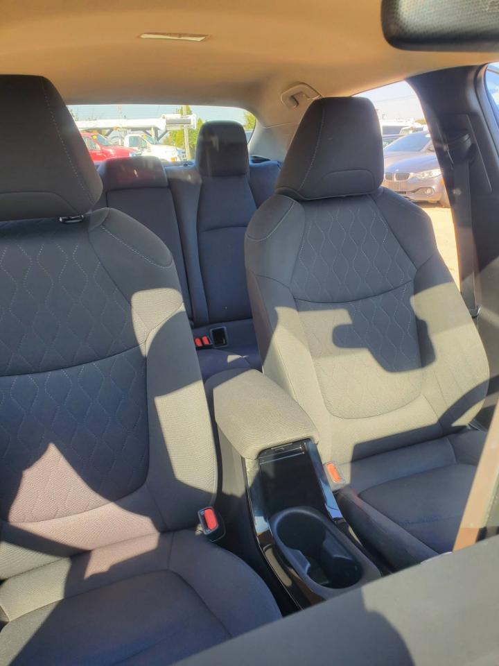 Toyota Corolla LE 2021