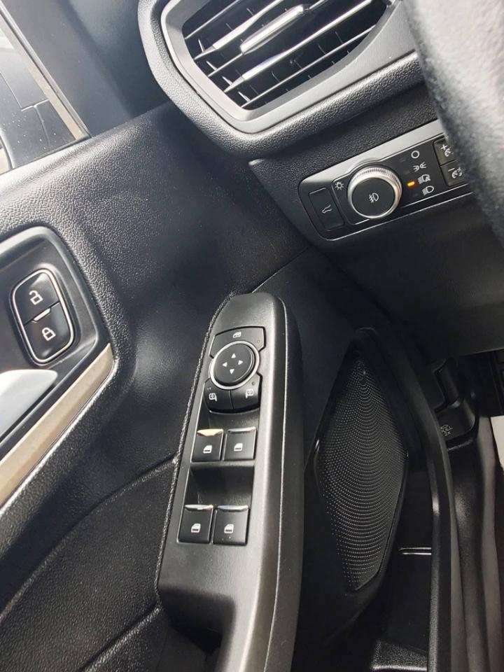 Ford Escape SEL 2021