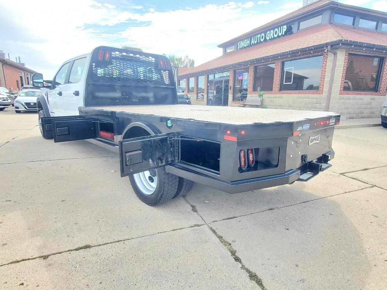 Ford F-550 Crew Cab DRW 2WD 2022