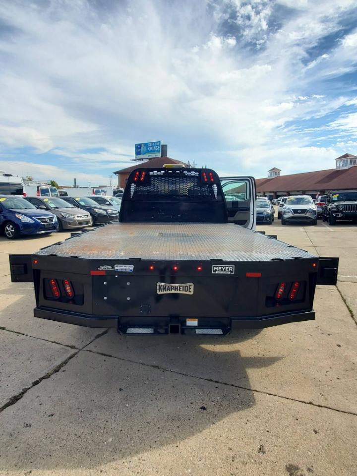 Ford F-550 Crew Cab DRW 2WD 2022