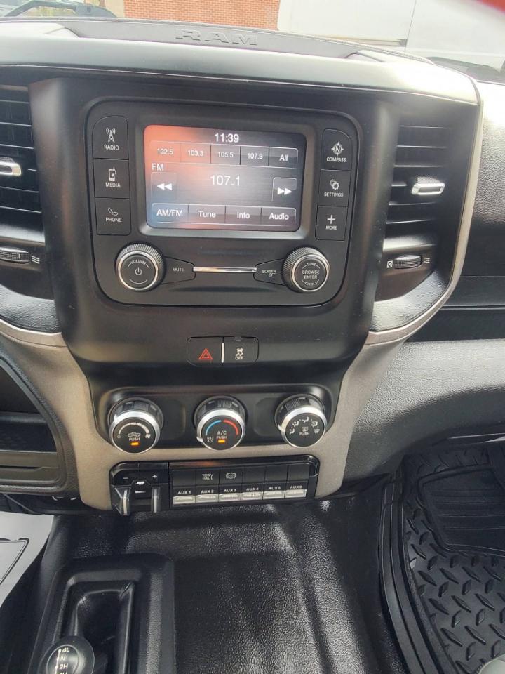 RAM 3500 Crew Cab 4WD DRW 2022