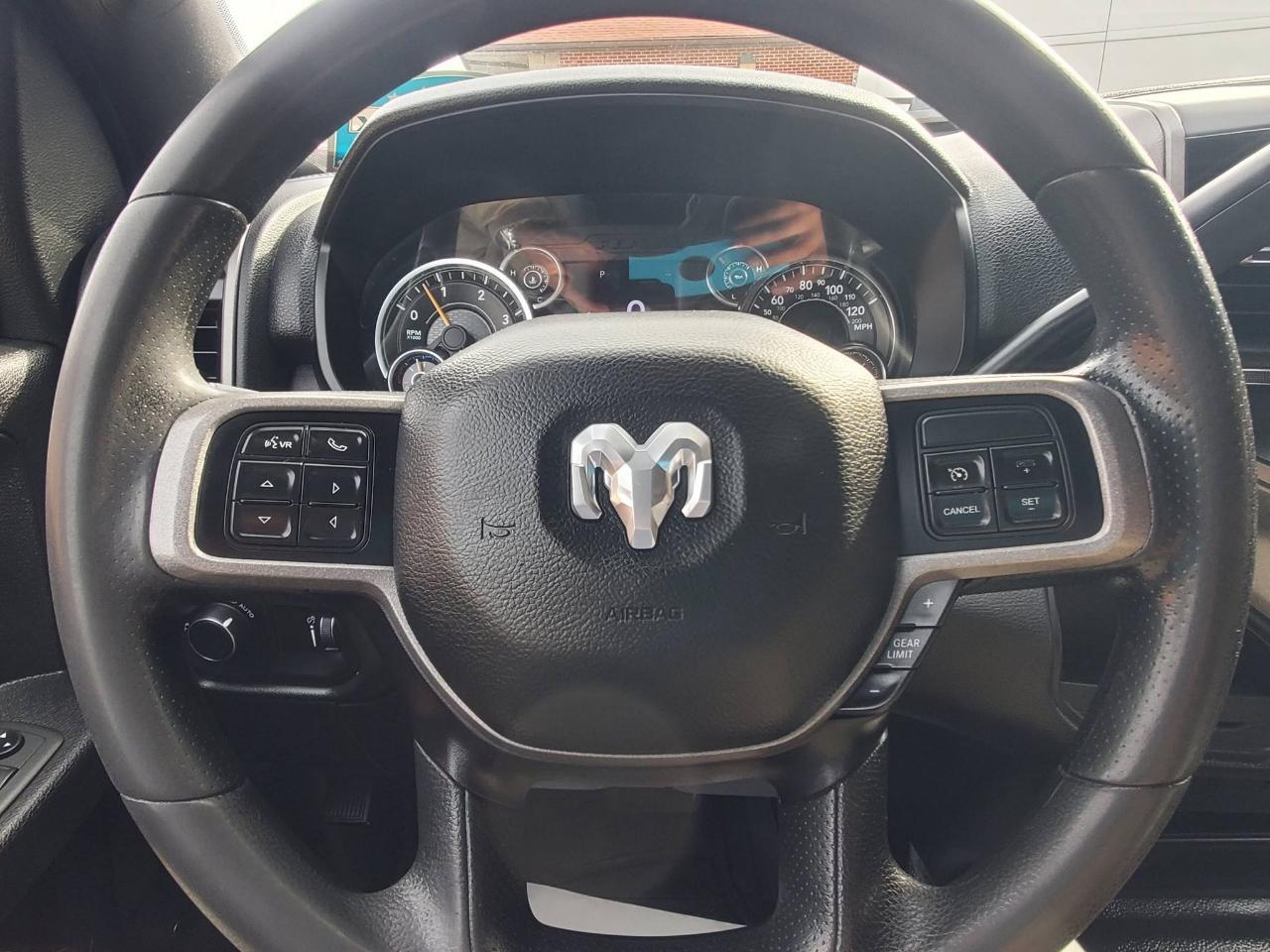 RAM 3500 Crew Cab 4WD DRW 2022